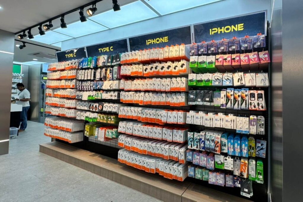 Uniwell Blog 5 Ways to Make a Small Retail Store Look Bigger and More Organized